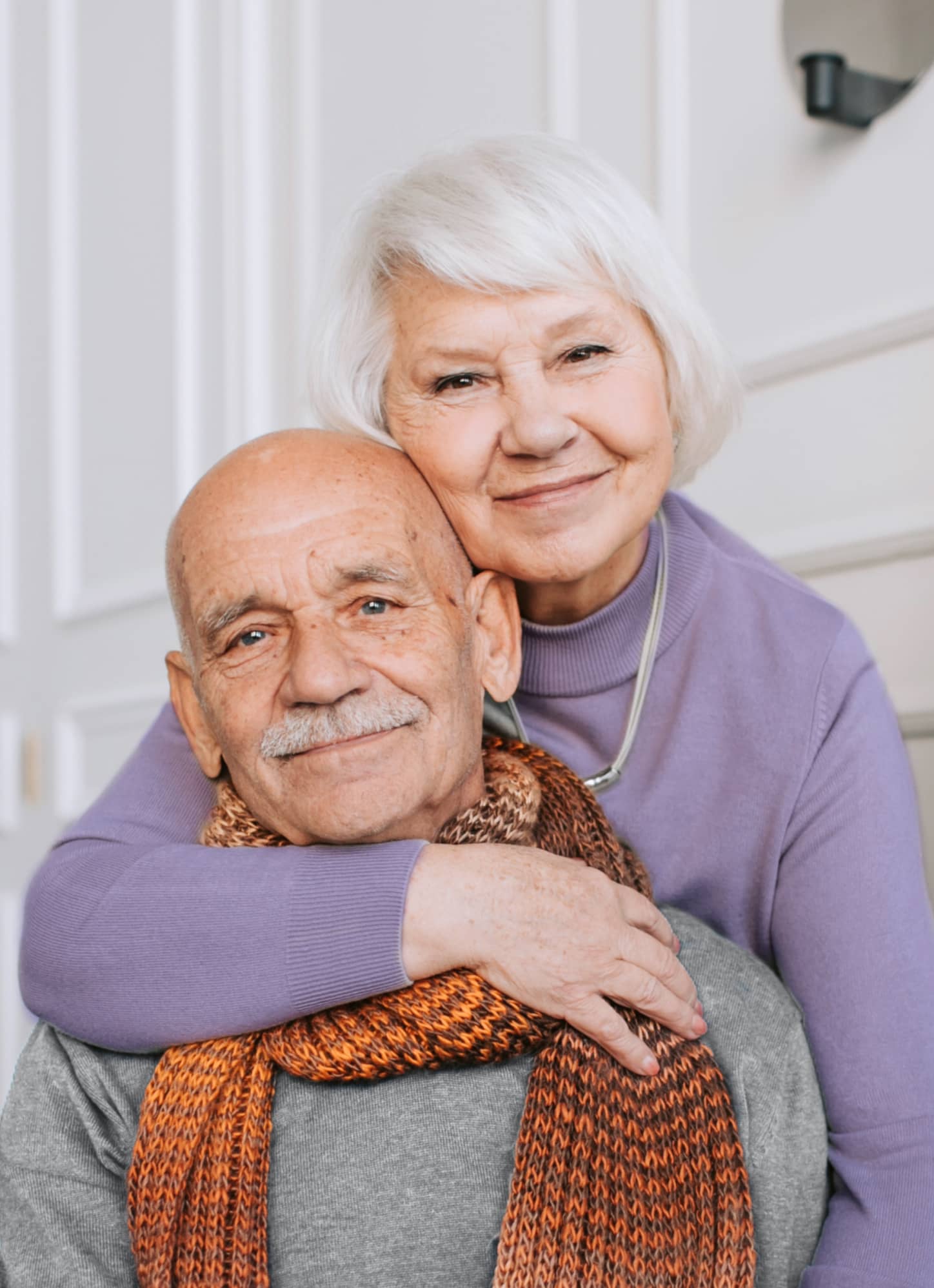 The Right Care For Your Loved Ones Seniors Couple Hug Image Small - ElderlyCare X Webflow Template